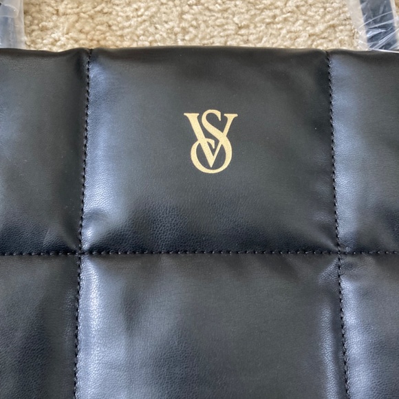 Victoria Secret Purse - Picture 5 of 7